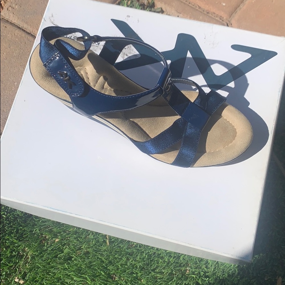 Anne Klein sports